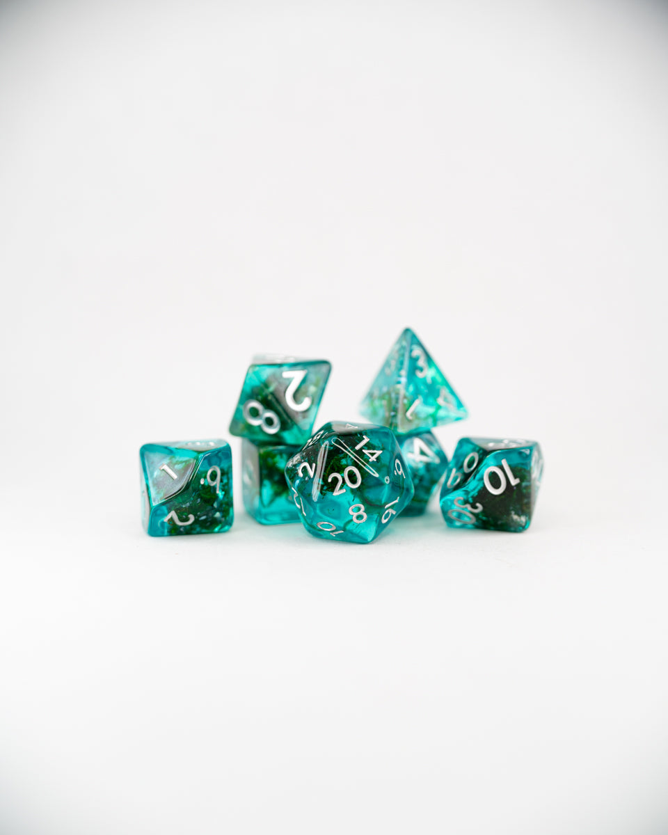 Seasnare | Seaweed | 7 Piece Acrylic Inclusion Dice Set