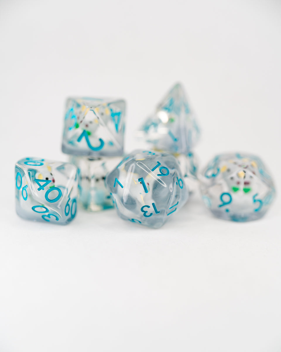 Bungleston | Bear | 7 Piece Acrylic Inclusion Dice Set