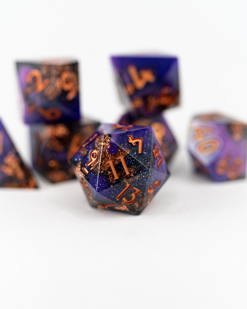 Keybinders | 7 Piece Sharp Edge Resin Dice Set